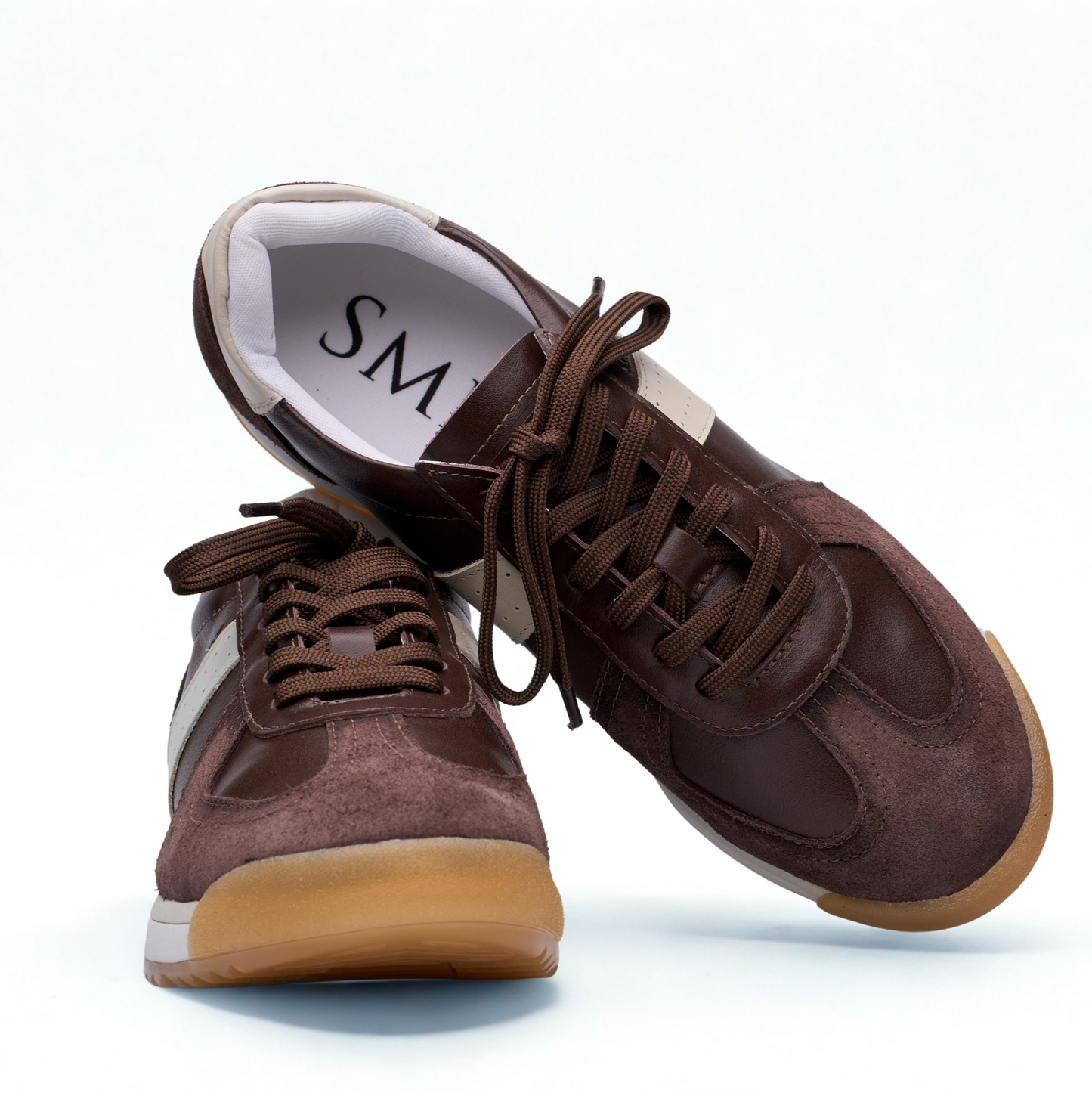 Tênis Feminino Retrô SMIDT – Couro Legítimo e Conforto