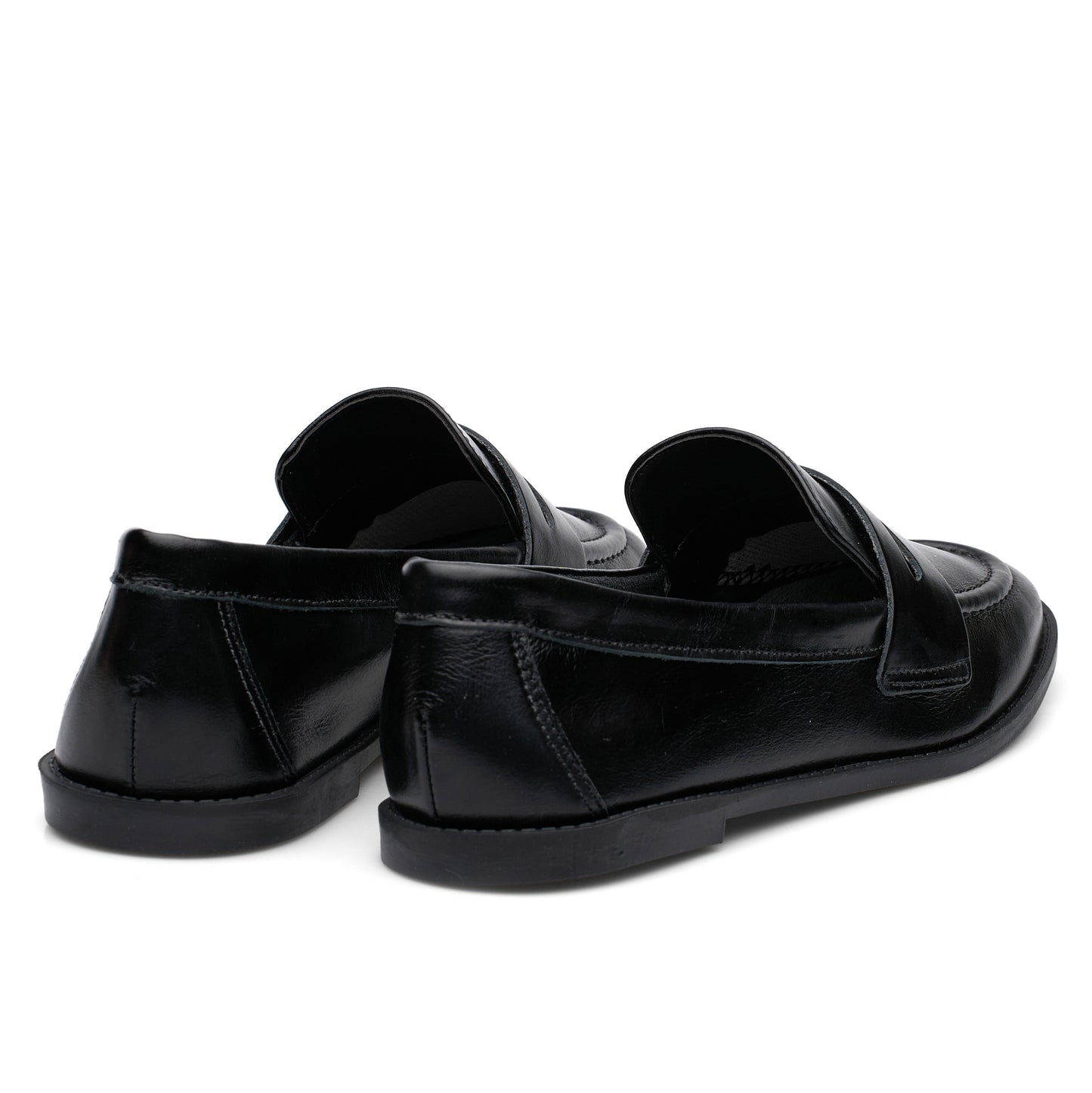Mocassim Feminino SMIDT Couro Preto – Clássico, Elegante e Atemporal