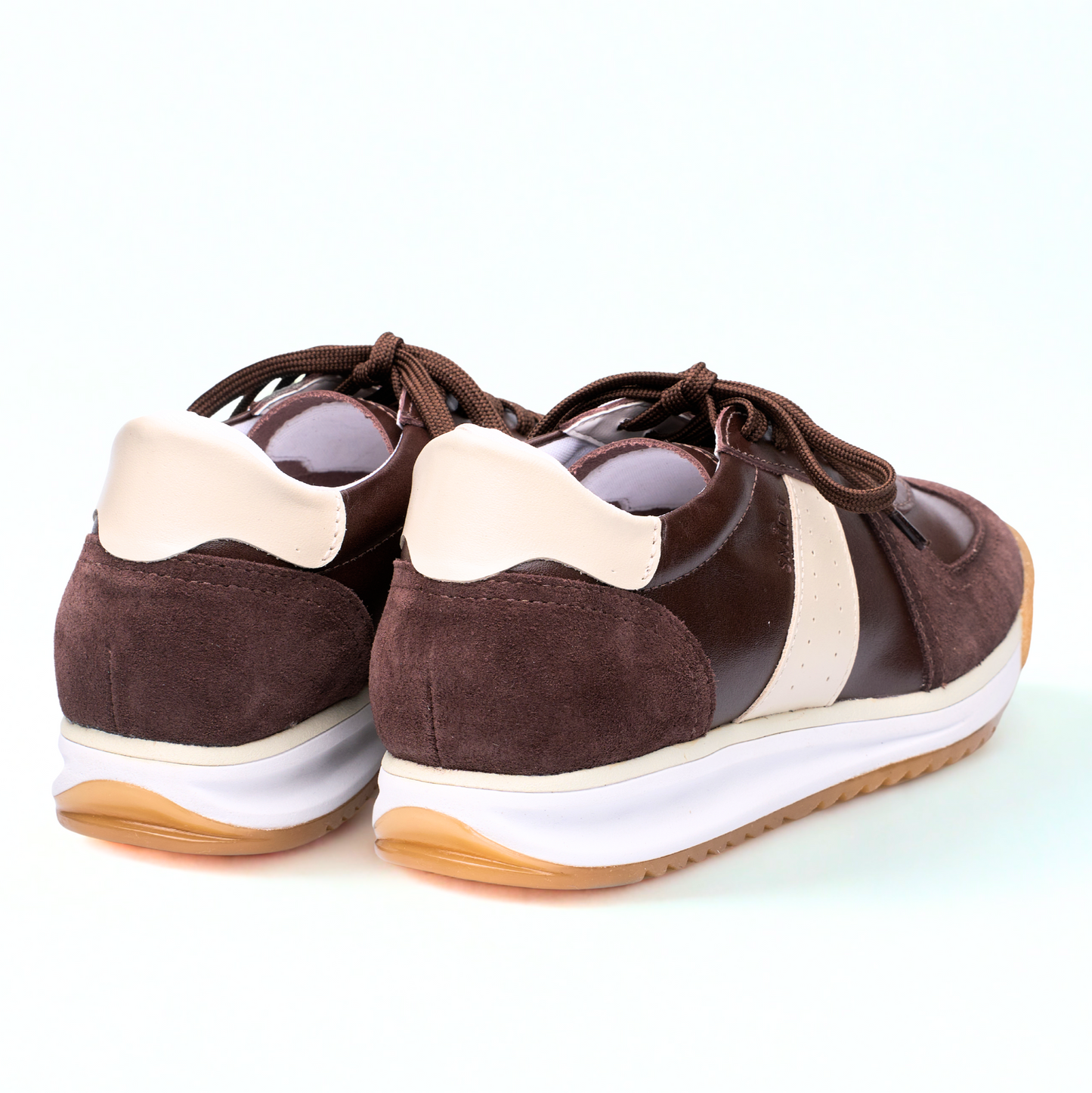 Tênis Feminino Retrô SMIDT – Couro Legítimo e Conforto